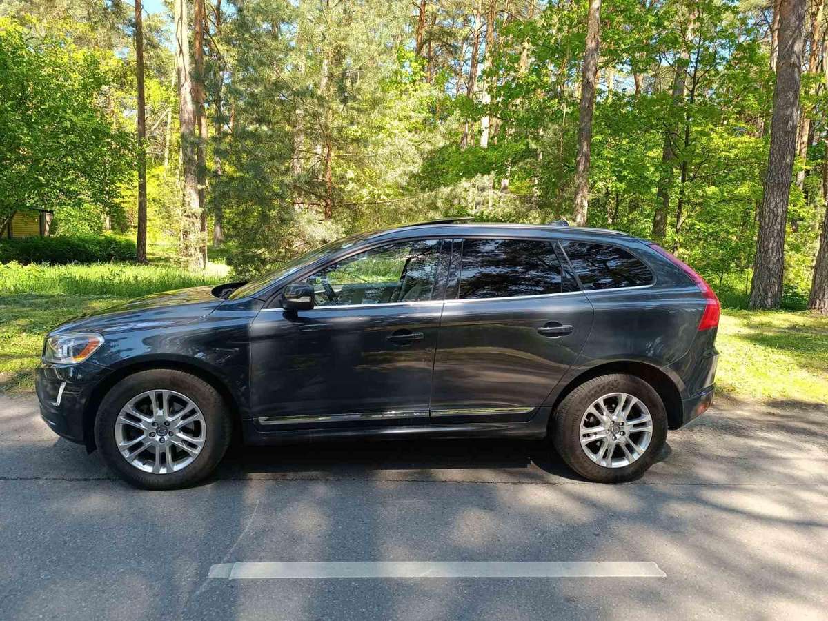 Volvo XC60 - 2