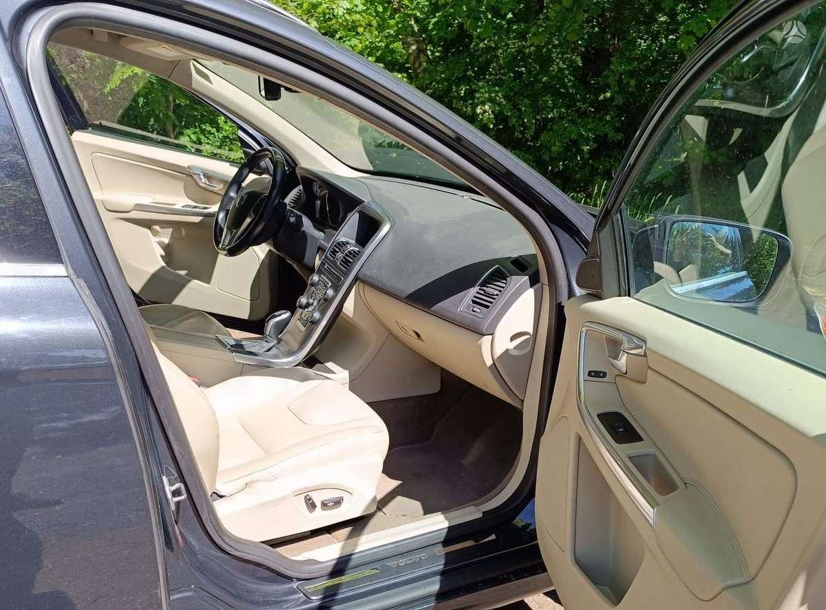 Volvo XC60 - 5