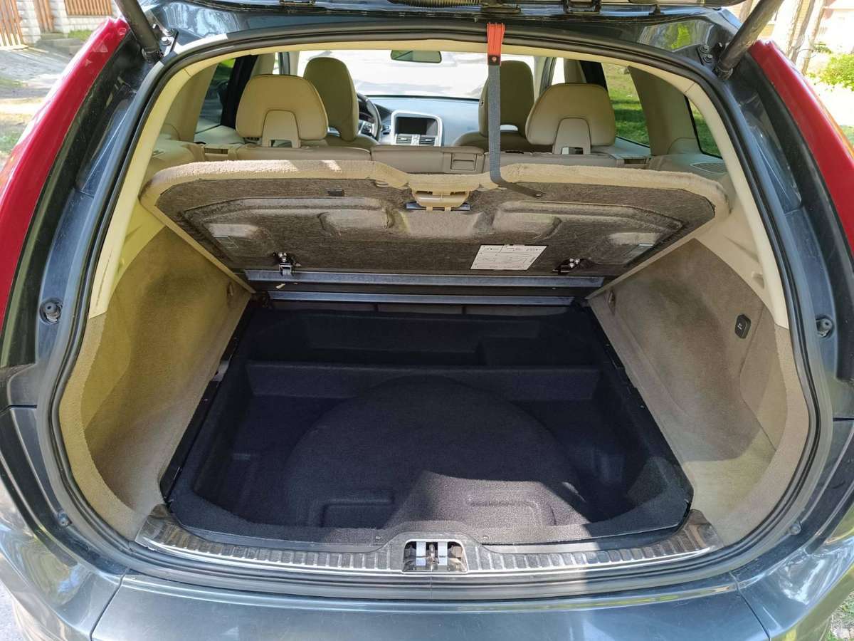 Volvo XC60 - 8