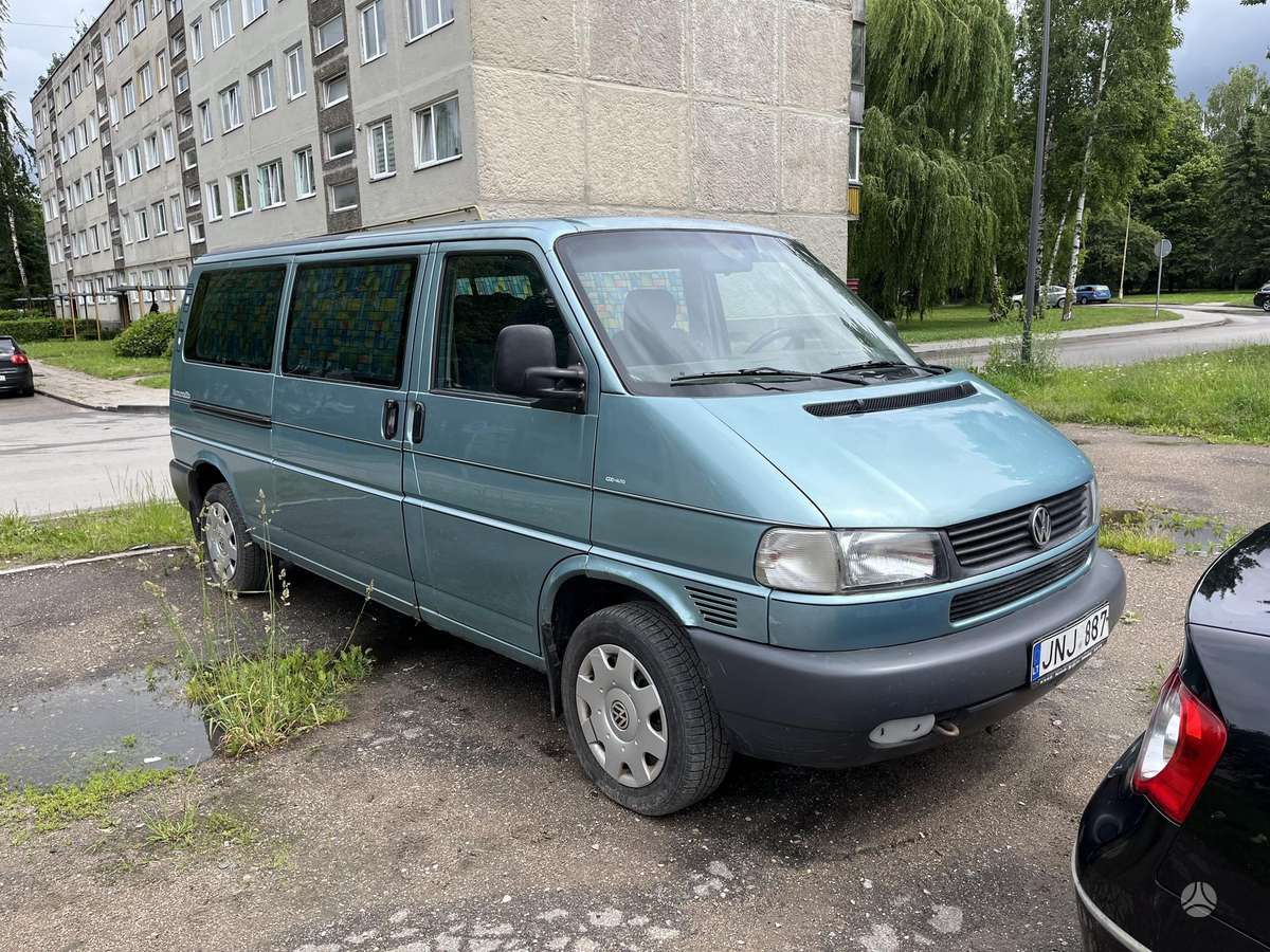 Volkswagen Caravelle - 4