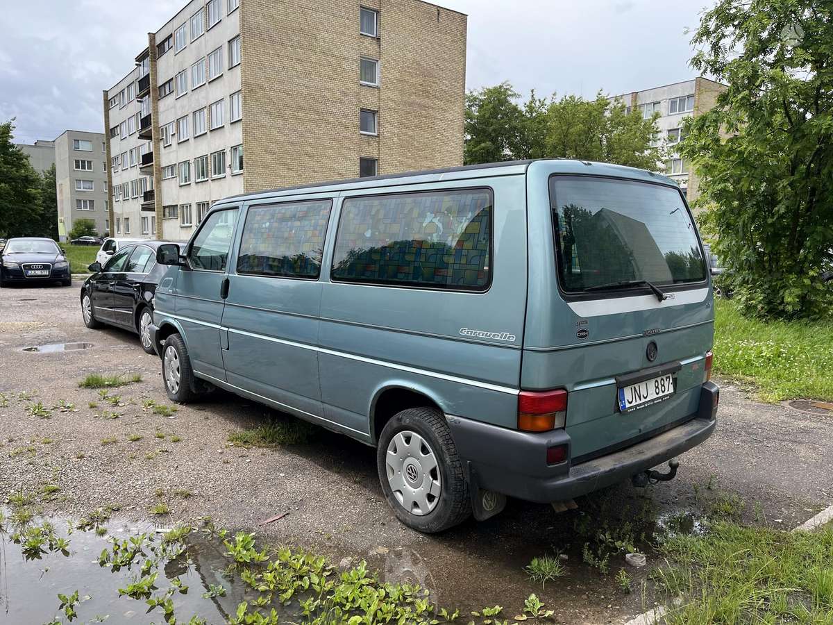 Volkswagen Caravelle - 5
