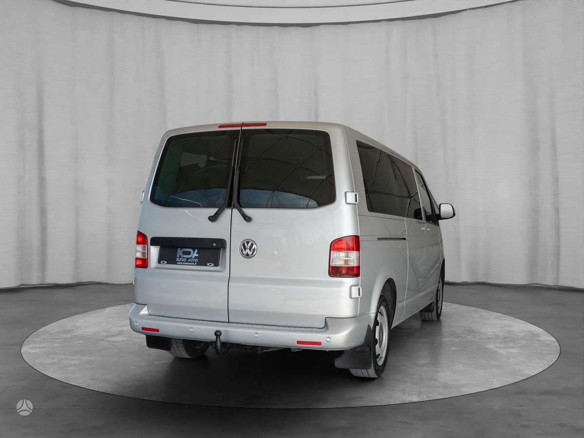 Volkswagen Caravelle - 9