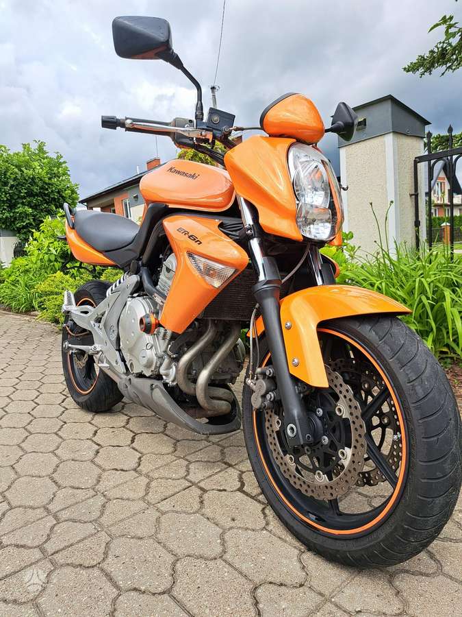 Kawasaki ER 650cc, street / classic