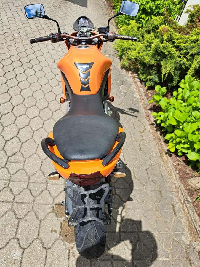 Kawasaki ER 650cc, street / classic
