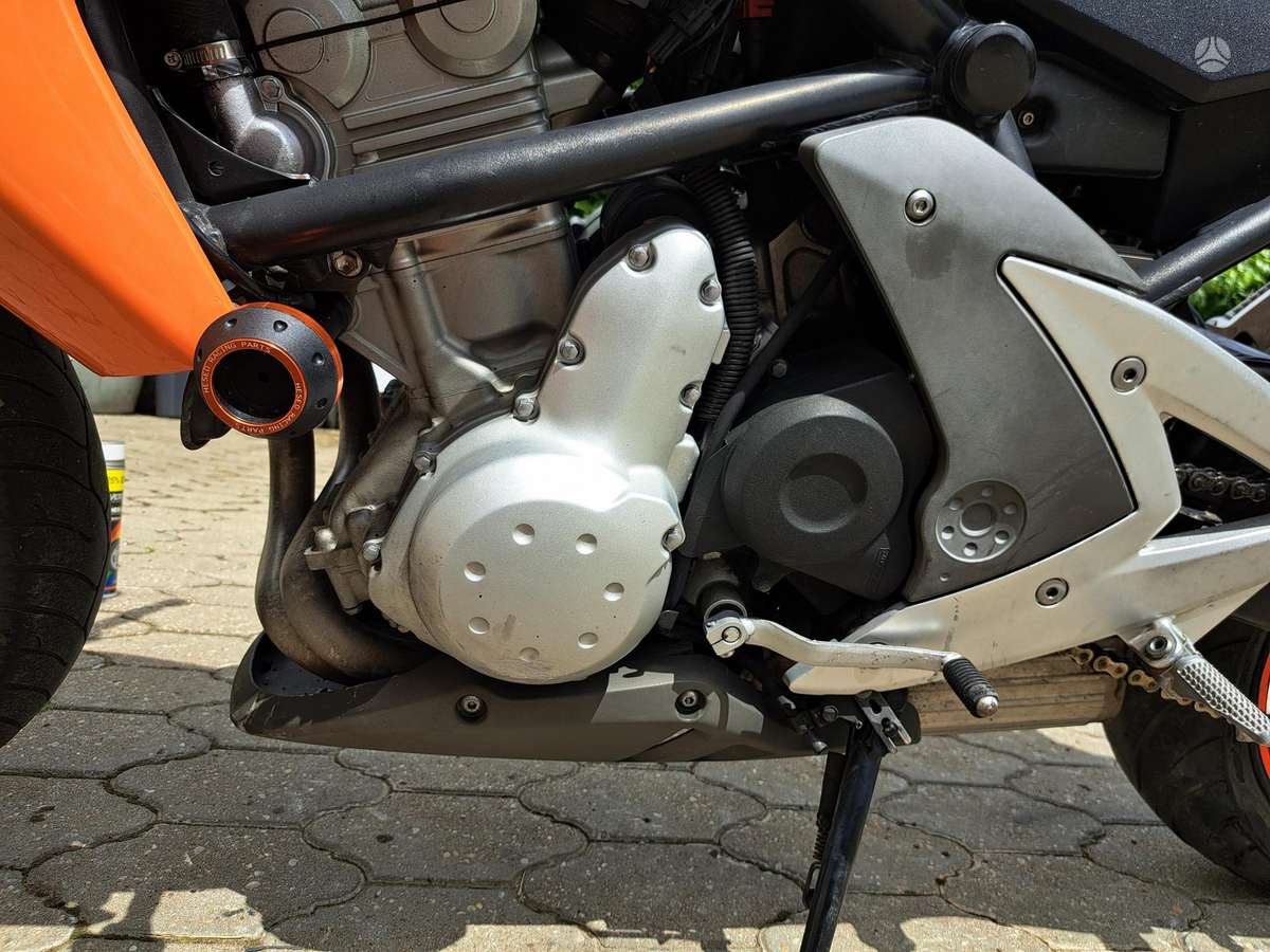 Kawasaki ER 650cc, street / classic