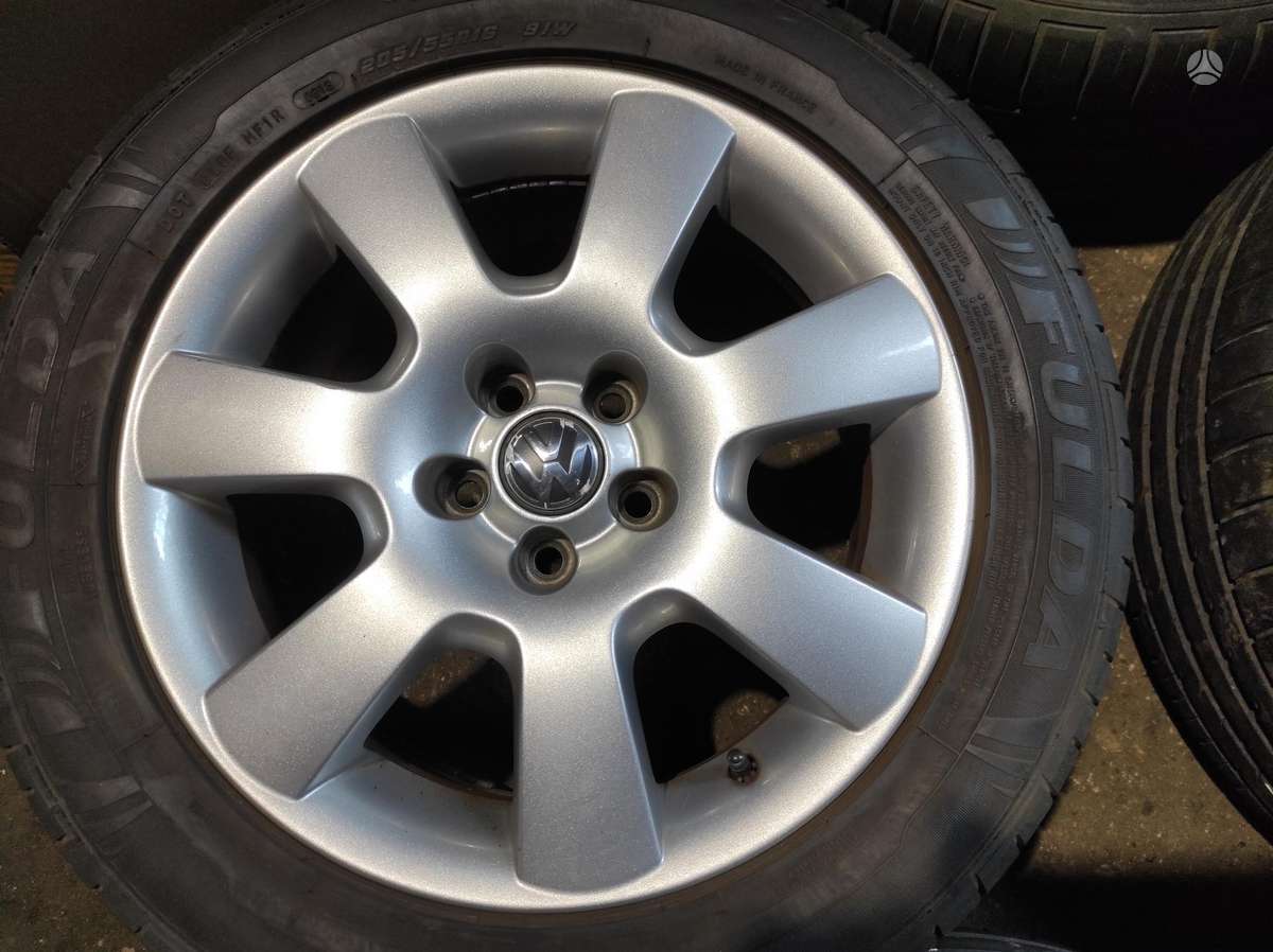 Volkswagen, light alloy, R16