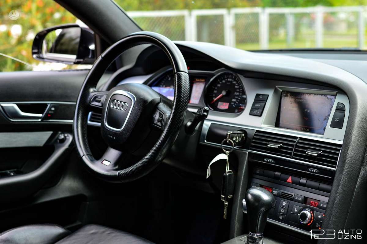 Audi A6, 3.0 l., universalas
