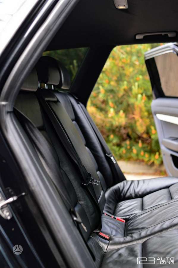 Audi A6, 3.0 l., universalas