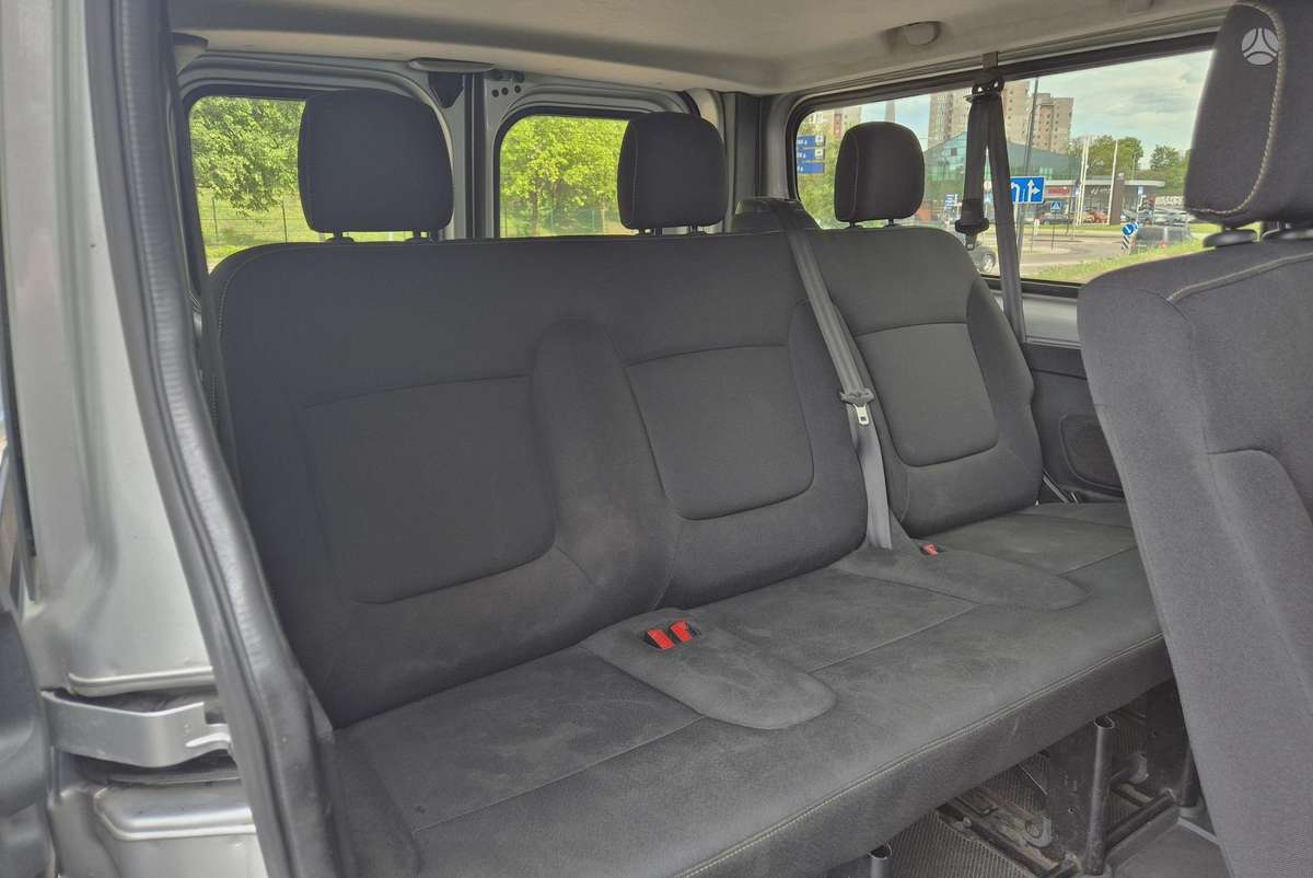 Renault Trafic - 11