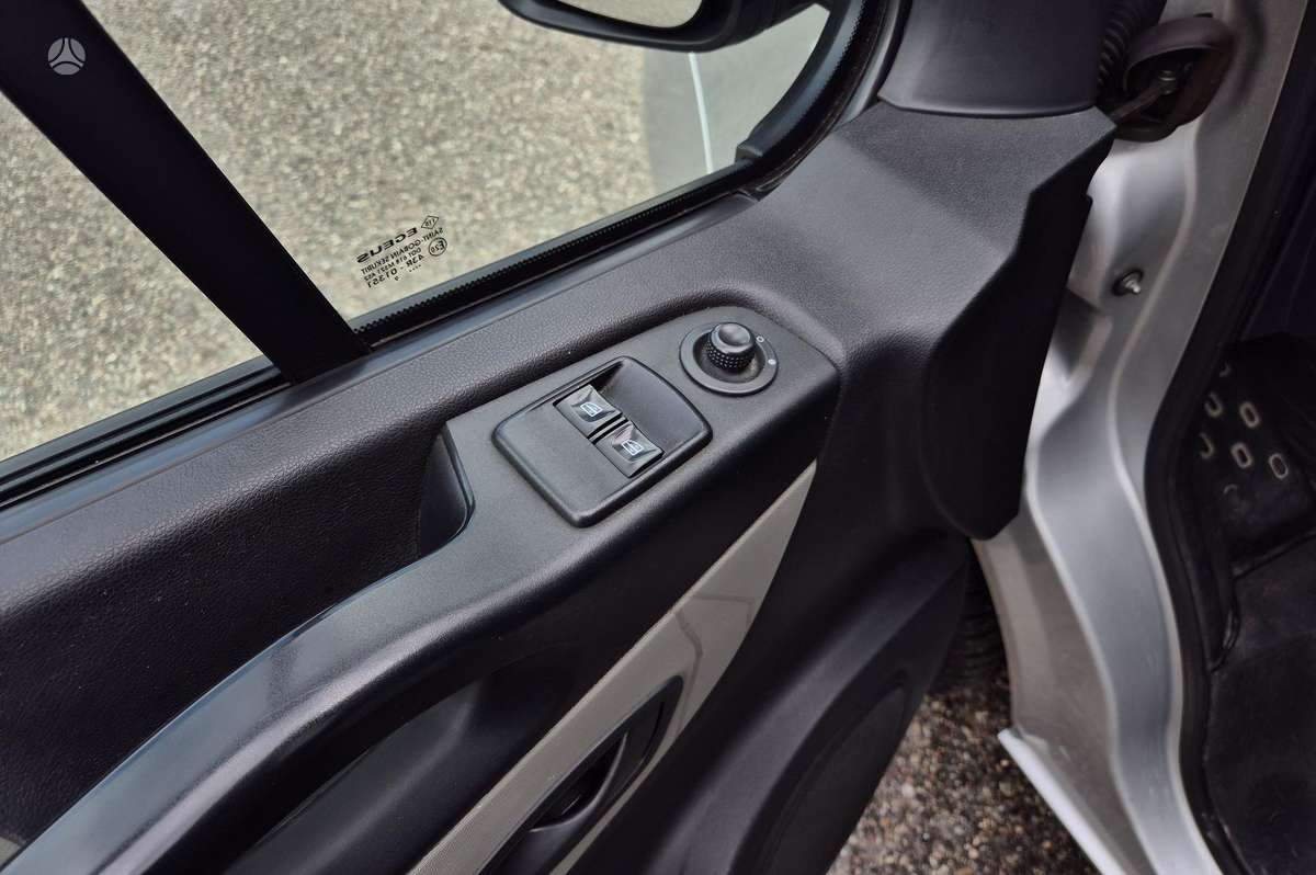 Renault Trafic, 1.6 l., mpv / minivan