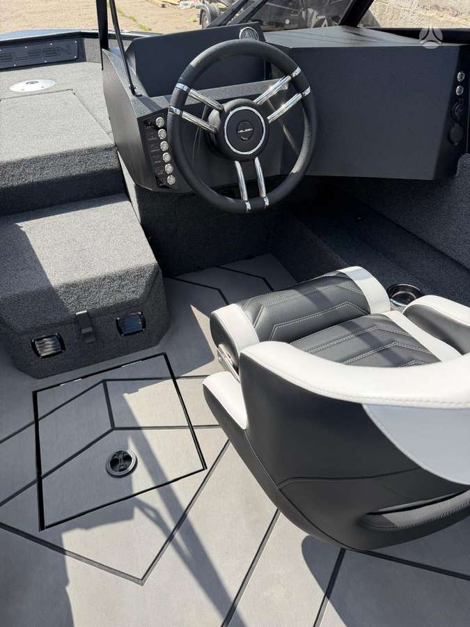 VELSEN 585, yachts / cruisers