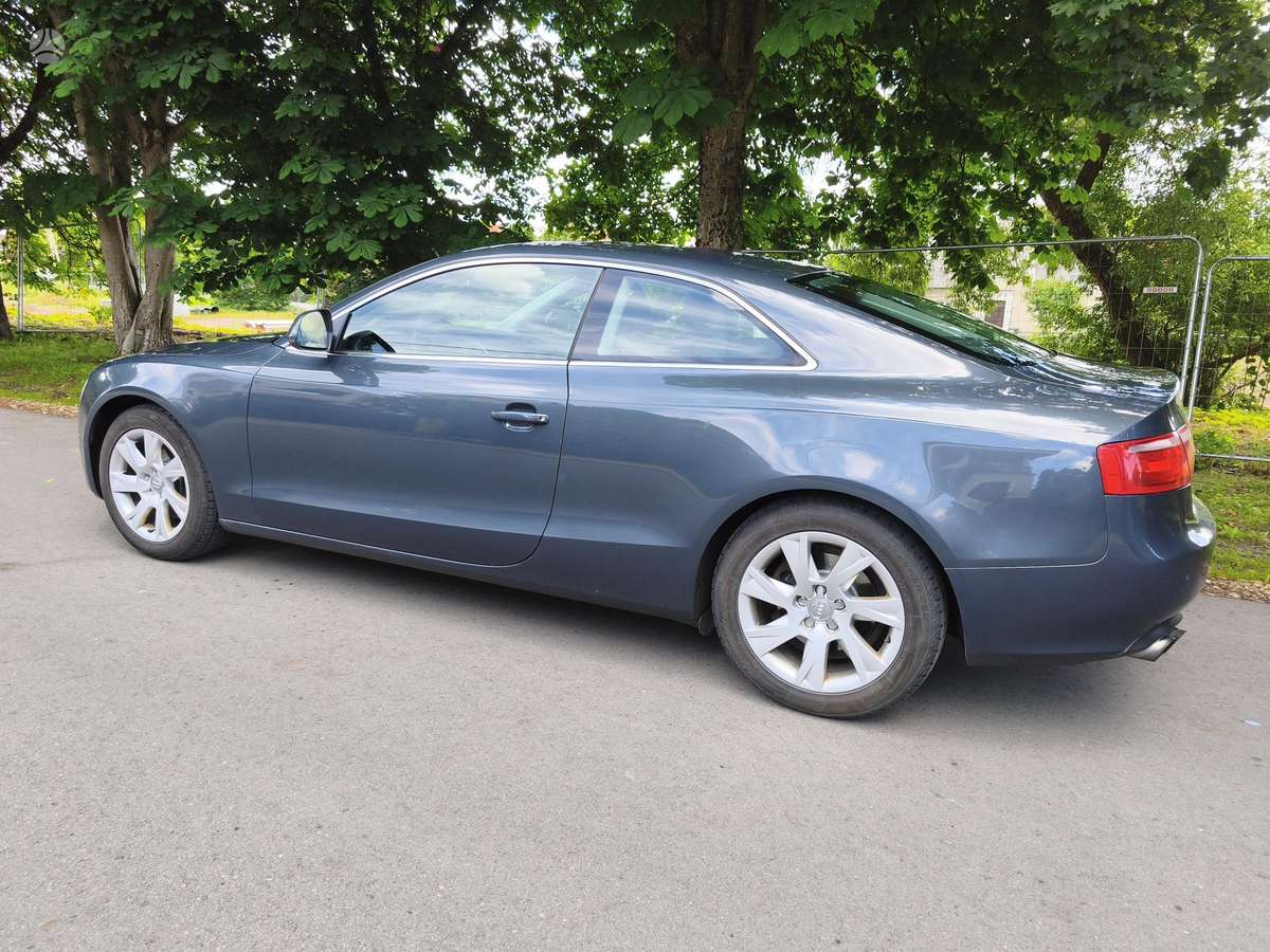 Audi A5, 1.8 l., coupe