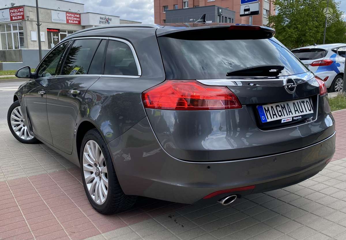 Opel Insignia, 2.0 l., Универсал