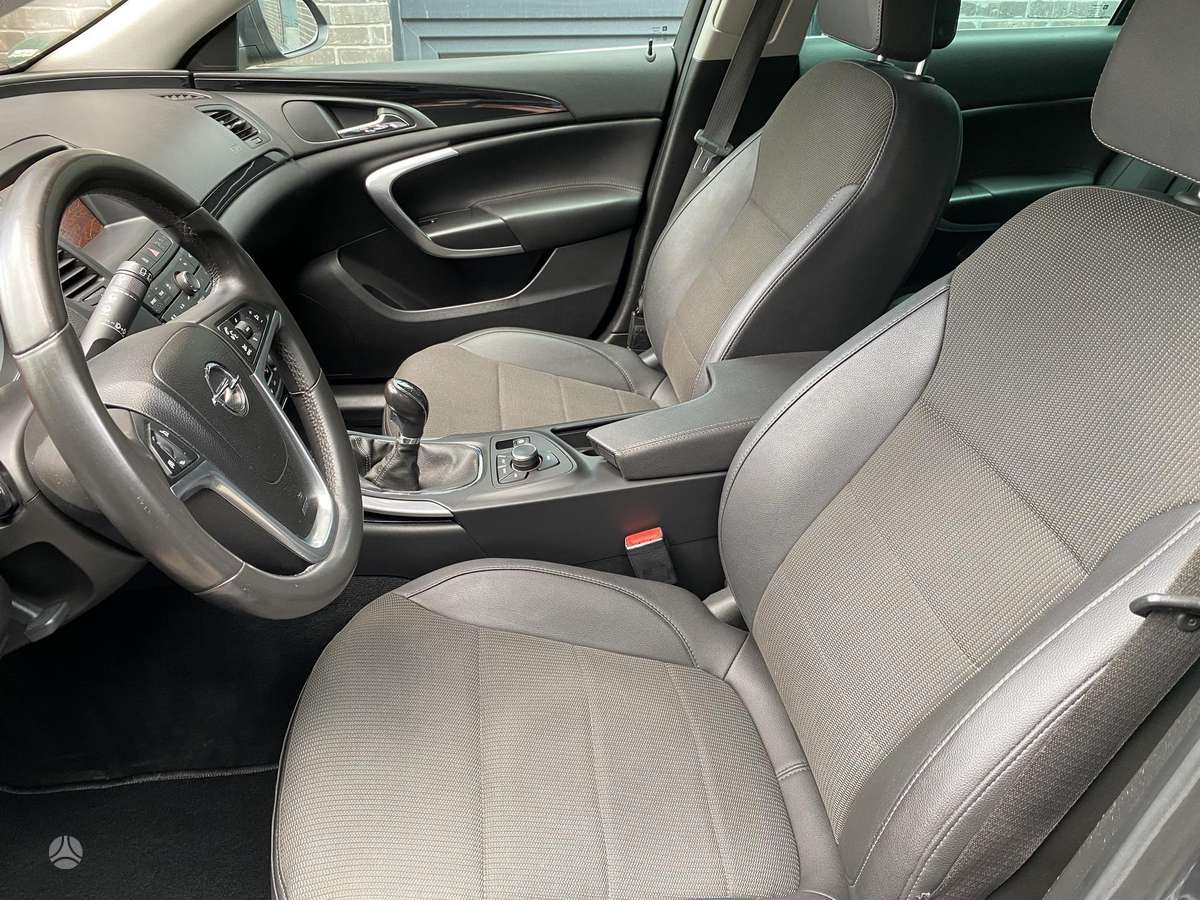 Opel Insignia, 2.0 l., Универсал