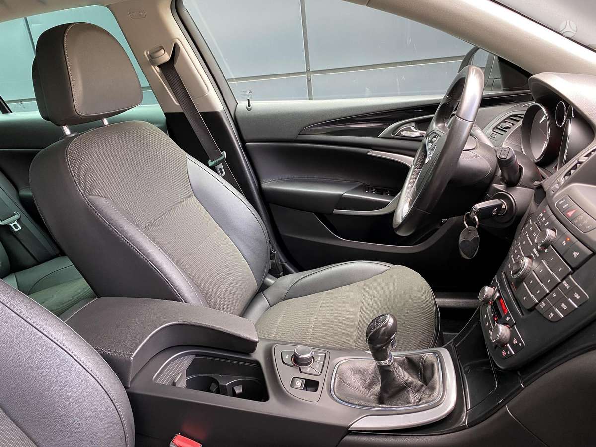 Opel Insignia, 2.0 l., Универсал
