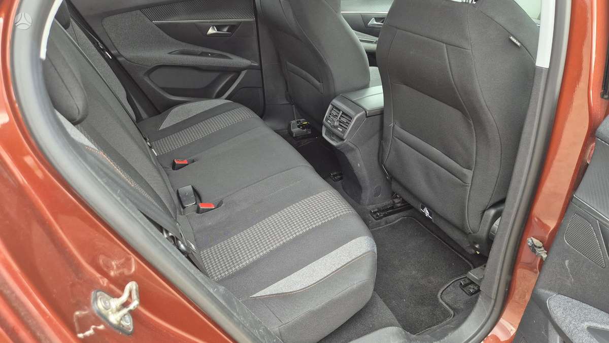 Peugeot 3008 - 11
