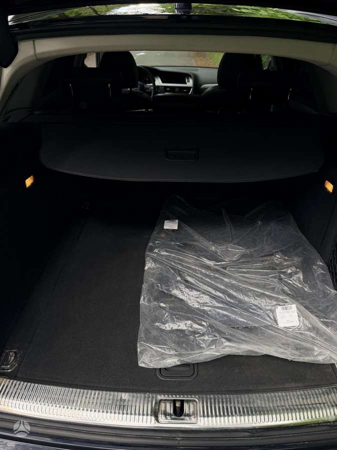 Audi A4, 1.8 l., Универсал