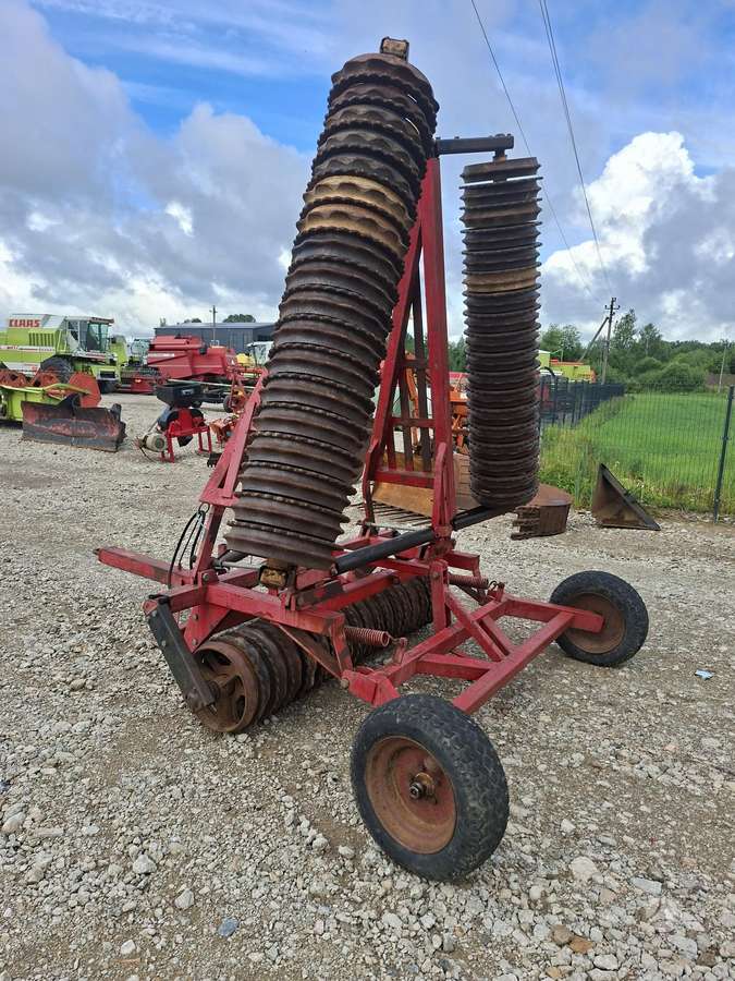 Vaderstad HV-620, dirvos tankinimo, lyginimo volai
