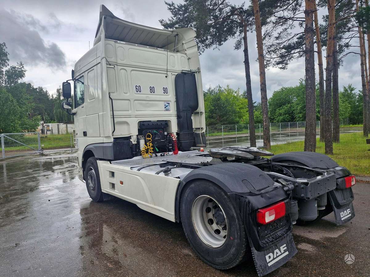 DAF XF 106.480, double sleeper
