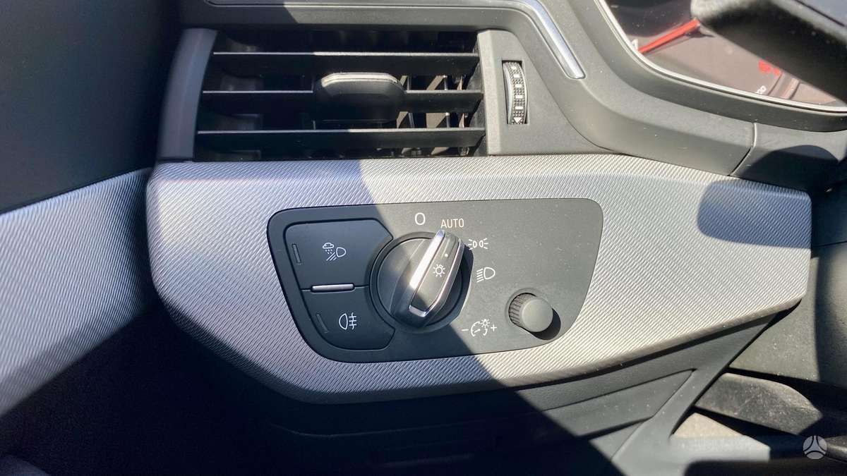 Audi A4, 2.0 l., Универсал