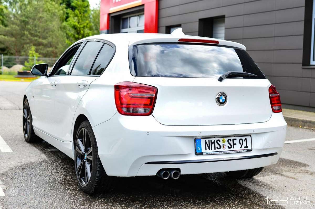 BMW 120, 2.0 l., hatchback