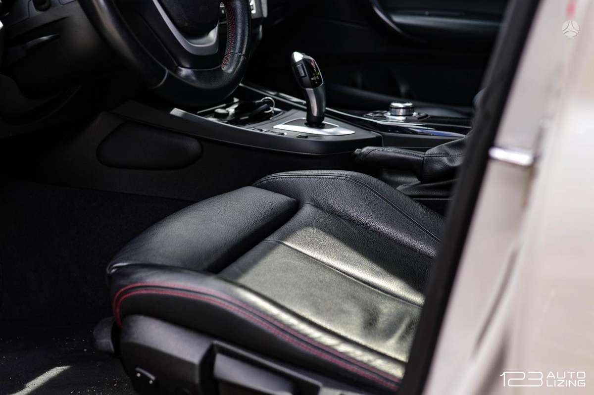 BMW 120, 2.0 l., Хэтчбек