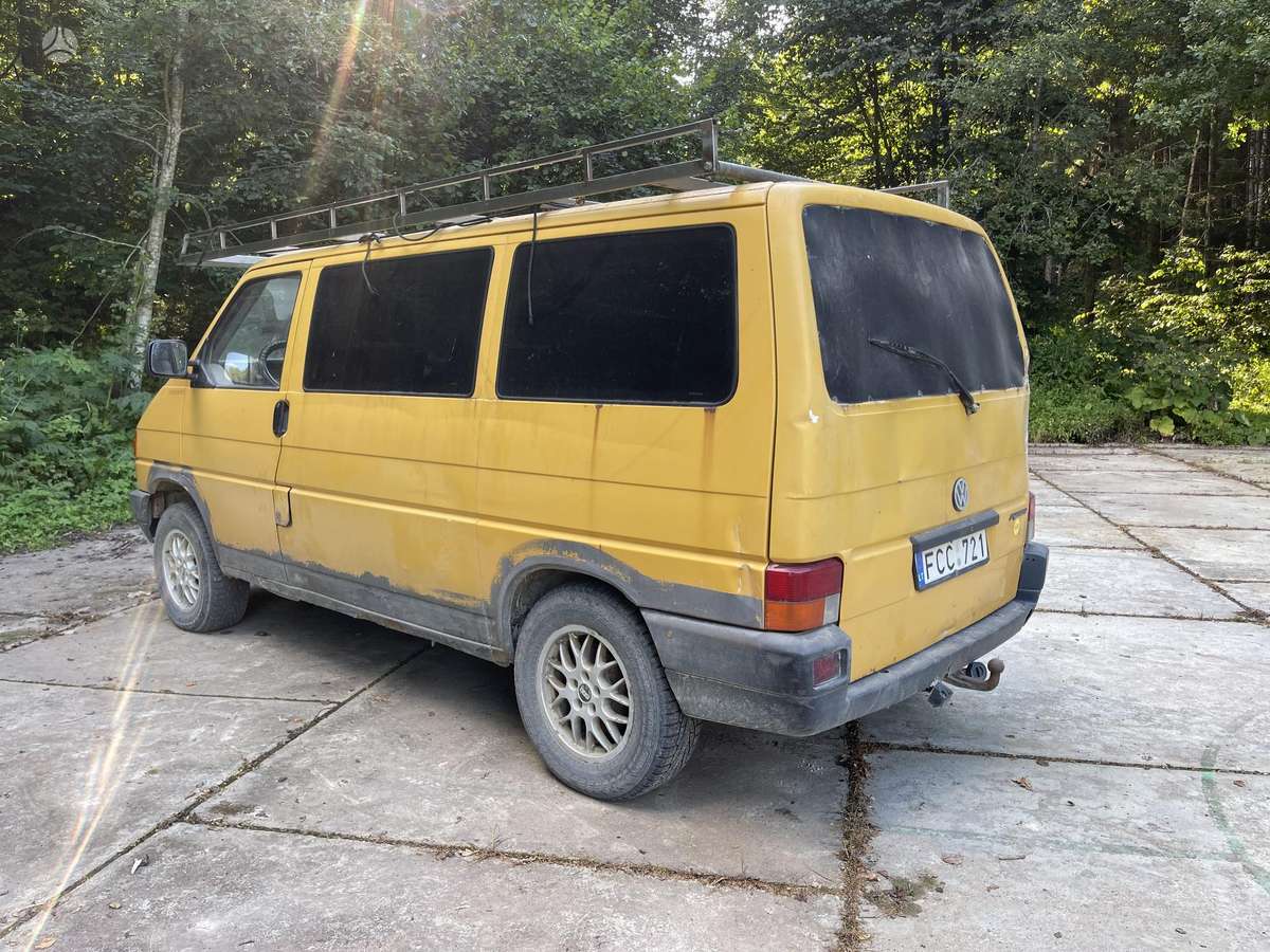 Volkswagen Transporter - 2
