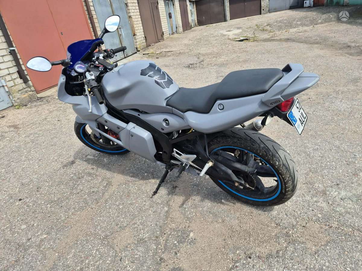 Yamaha TZR 50cc, superbikes