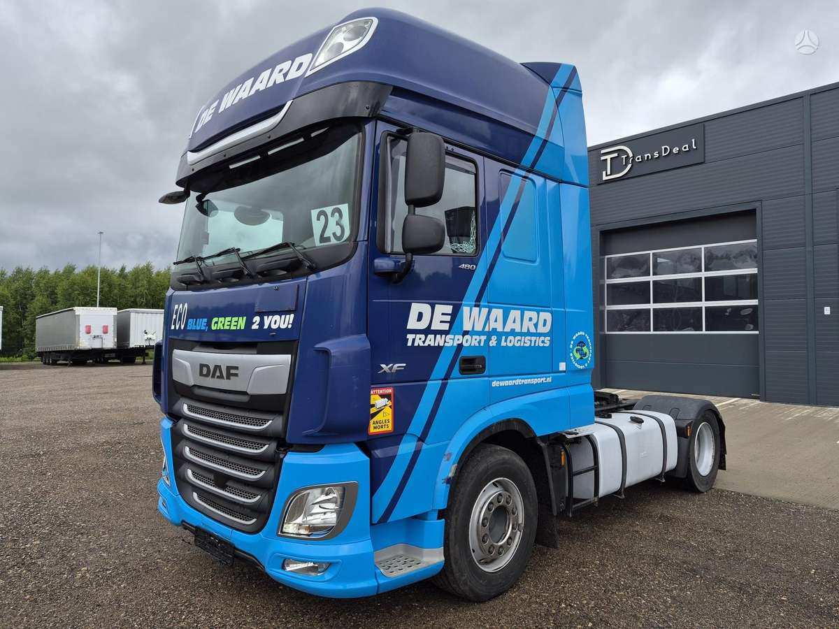 DAF XF106.480, double sleeper