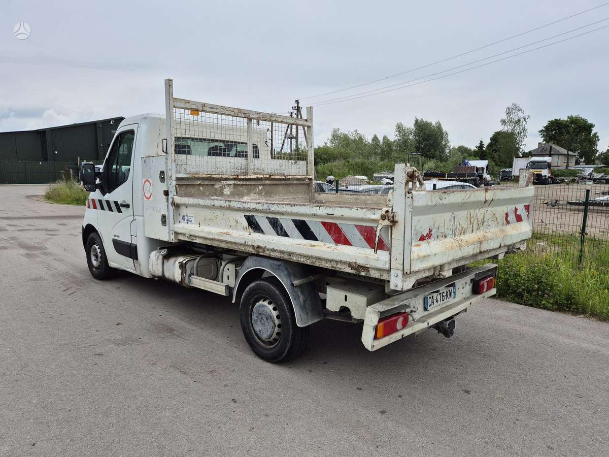 Renault Master, pašizgāzēji