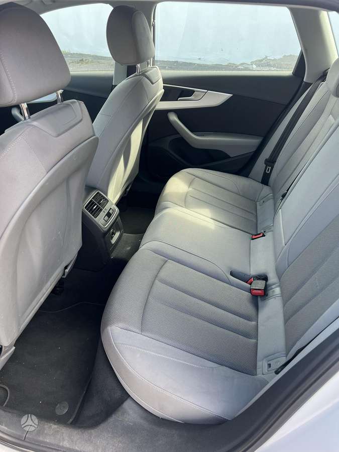 Audi A4, 2.0 l., universalas