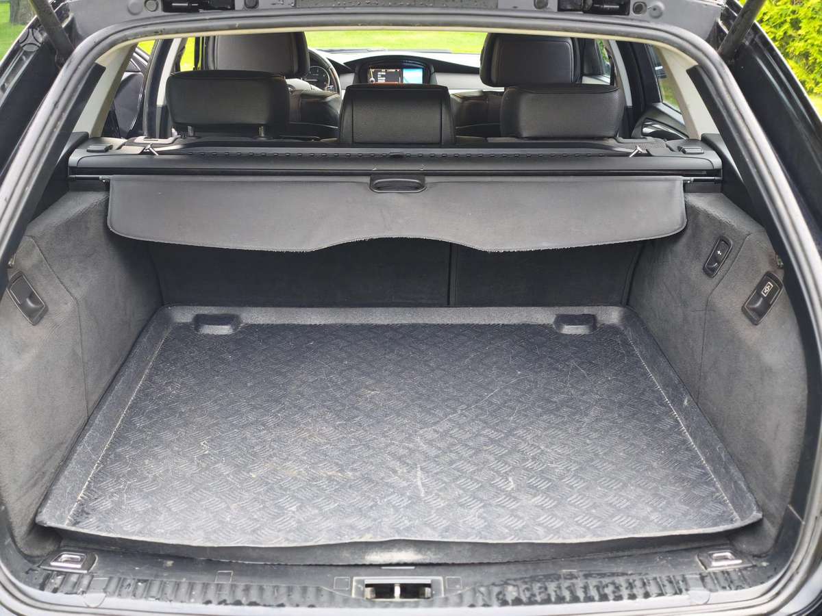 BMW 520, 2.0 l., wagon