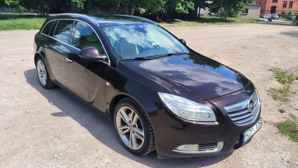 Opel Insignia, 2.0 l., wagon