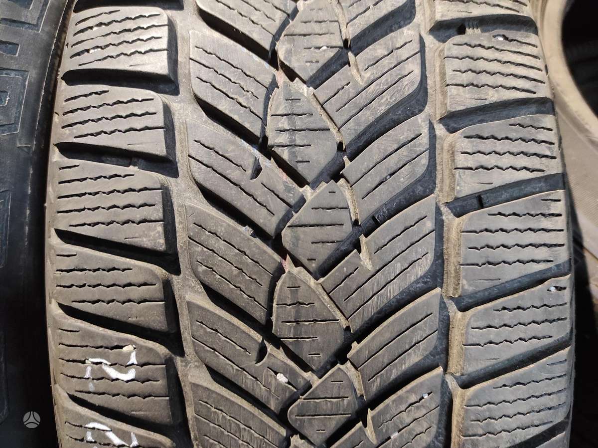 Pirelli, žieminės 235/60 R17