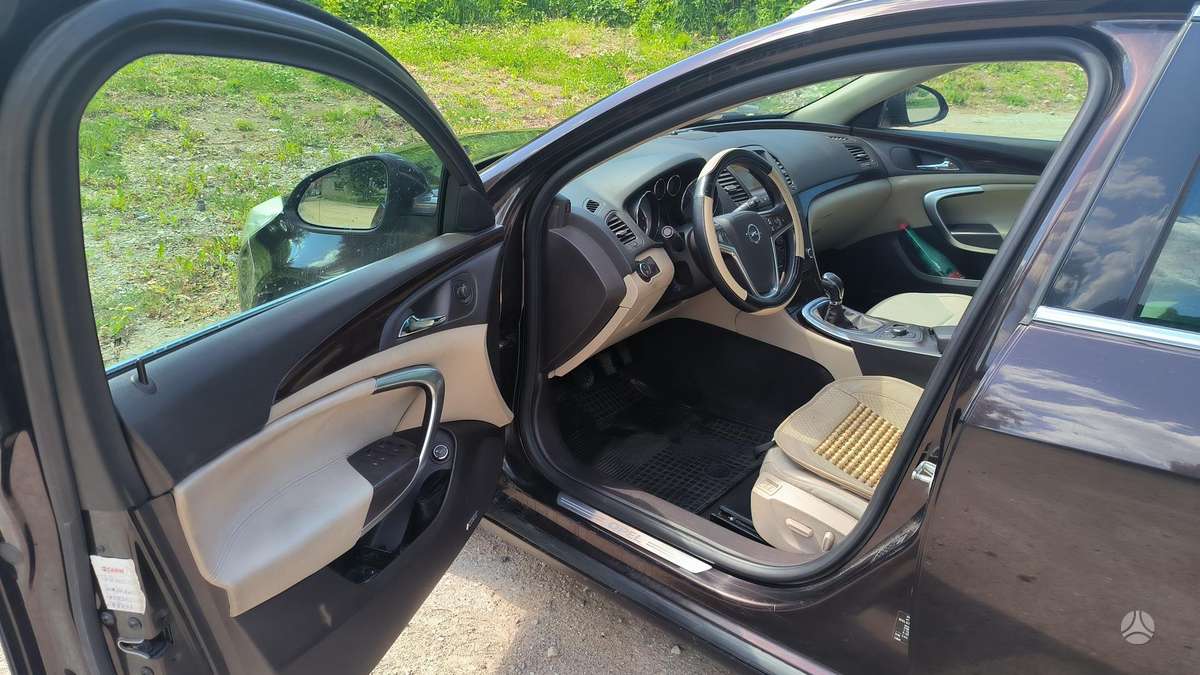 Opel Insignia, 2.0 l., wagon