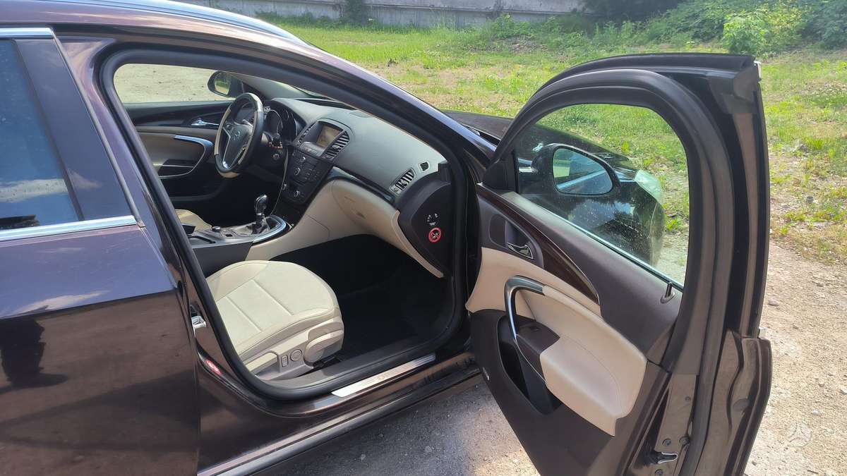 Opel Insignia, 2.0 l., wagon