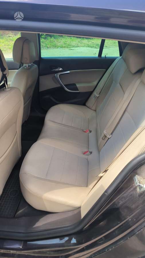 Opel Insignia, 2.0 l., wagon
