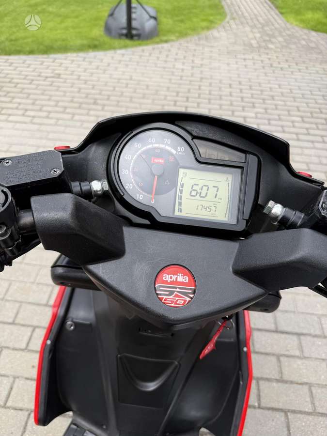 Aprilia SR, scooters / mopeds