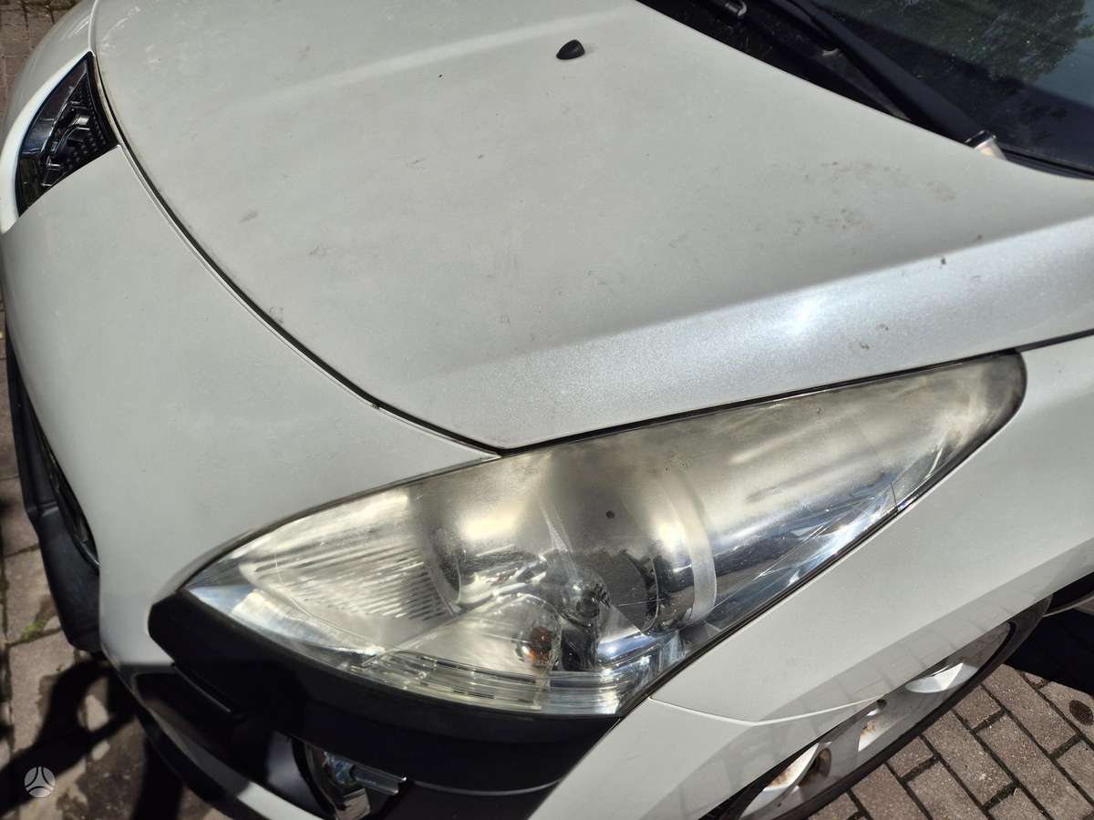 Peugeot 3008 - 8