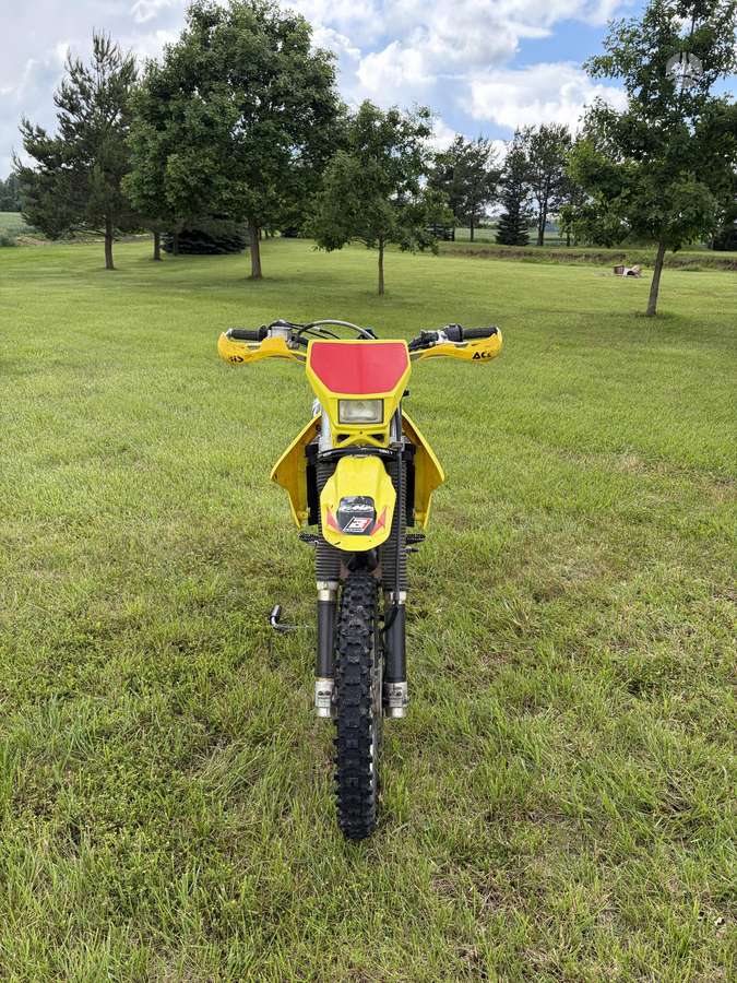 Suzuki DR-Z 400cc, enduro / adventure