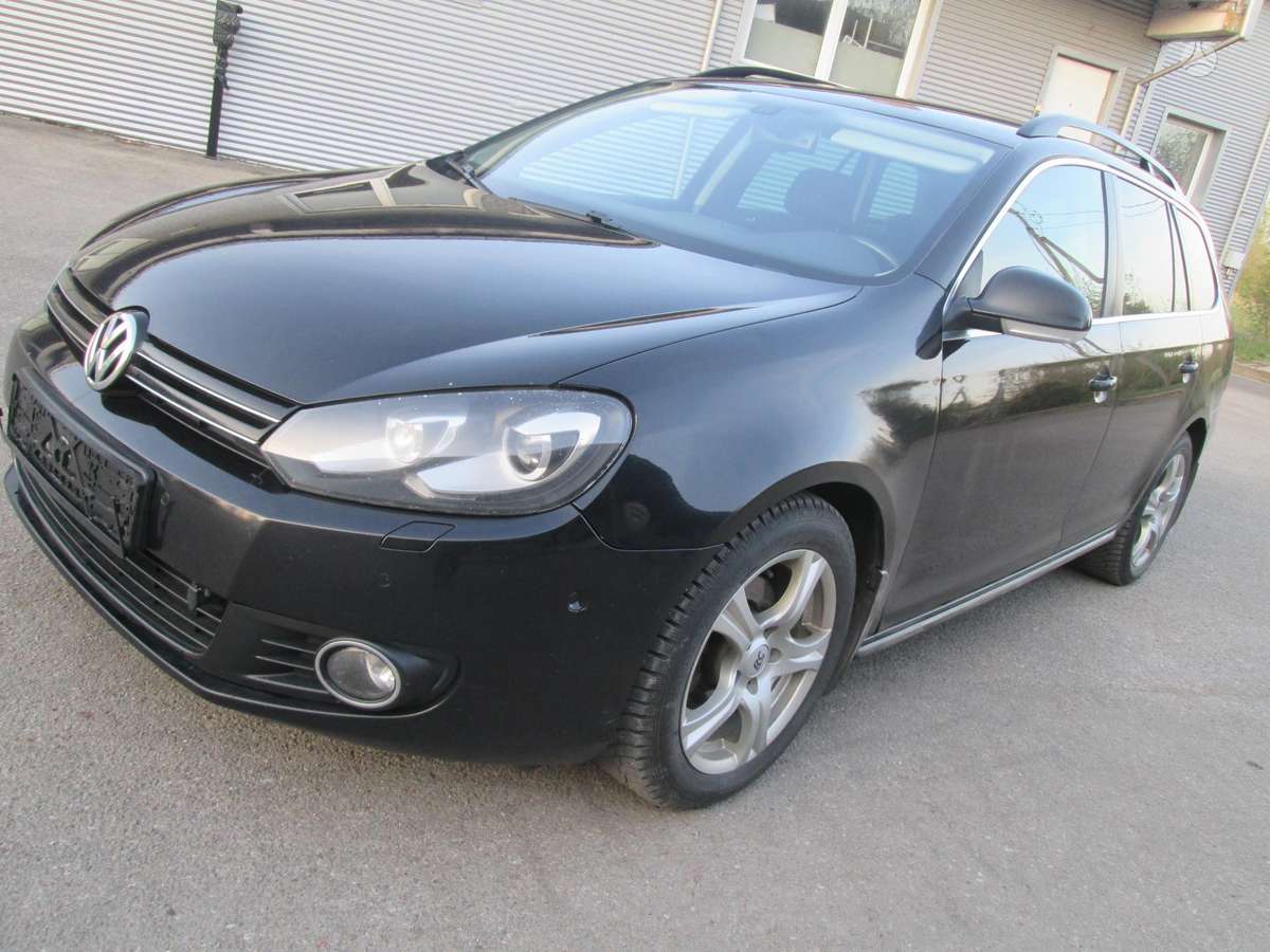 Volkswagen Golf - 2