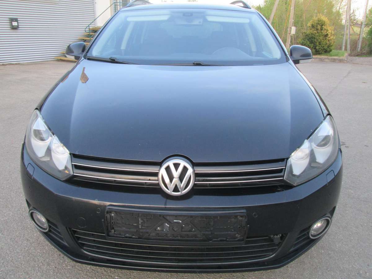 Volkswagen Golf - 3