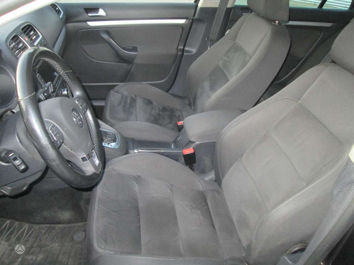 Volkswagen Golf - 7