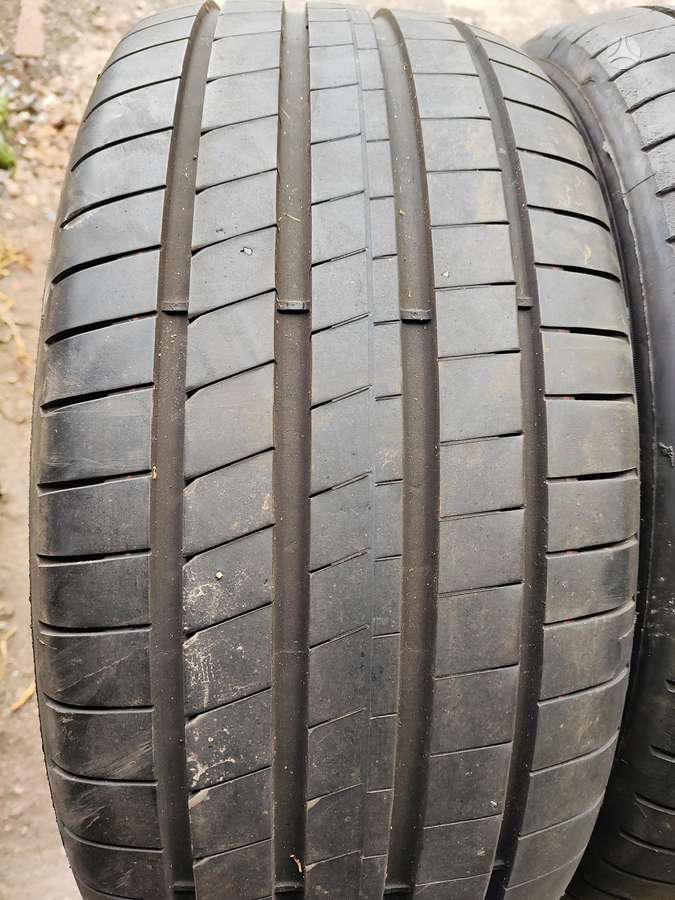 Goodyear, летние 245/45 R18