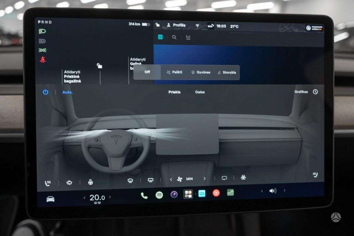 Tesla Model Y, hatchback