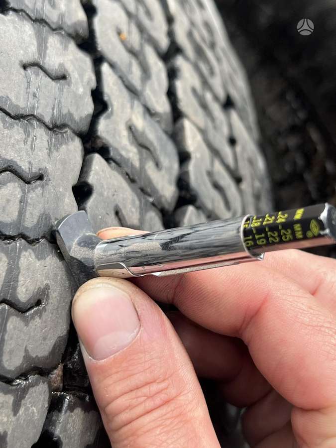 Continental, всесезонные 315/70 R22,5