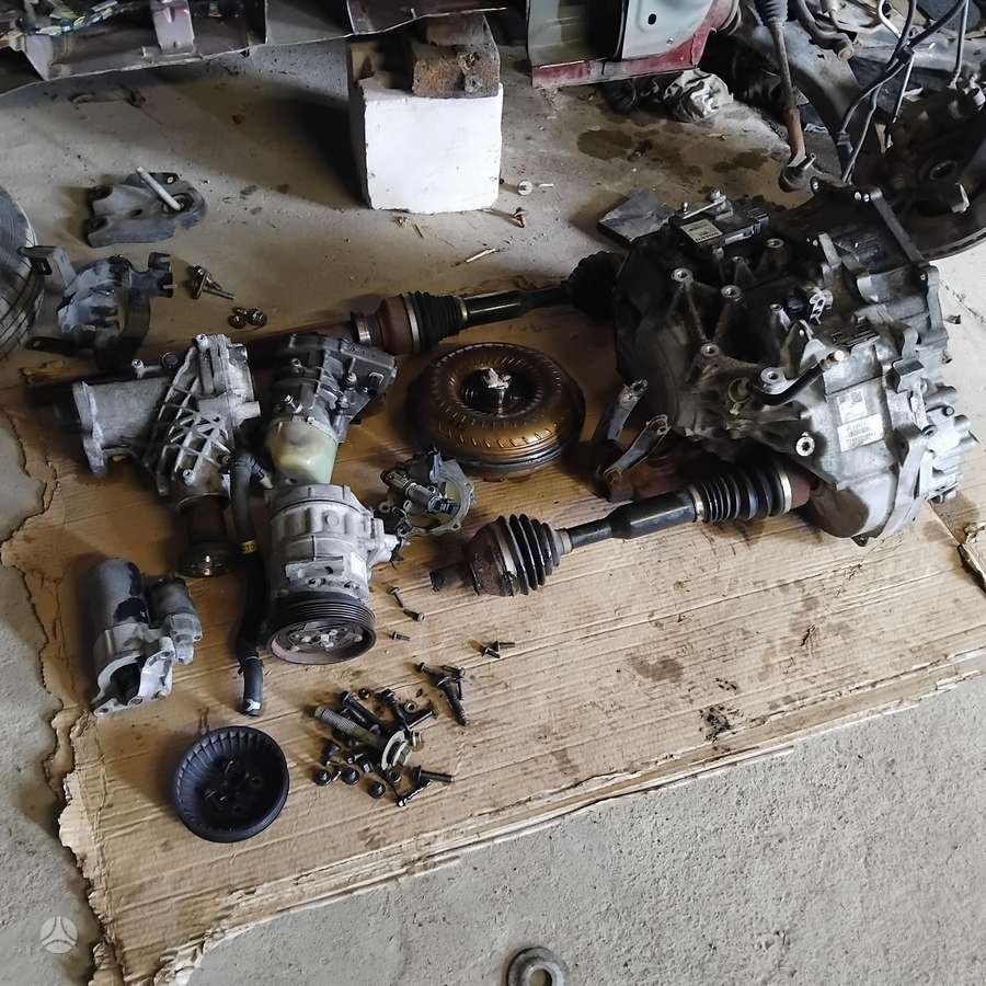 Volvo XC60 for parts