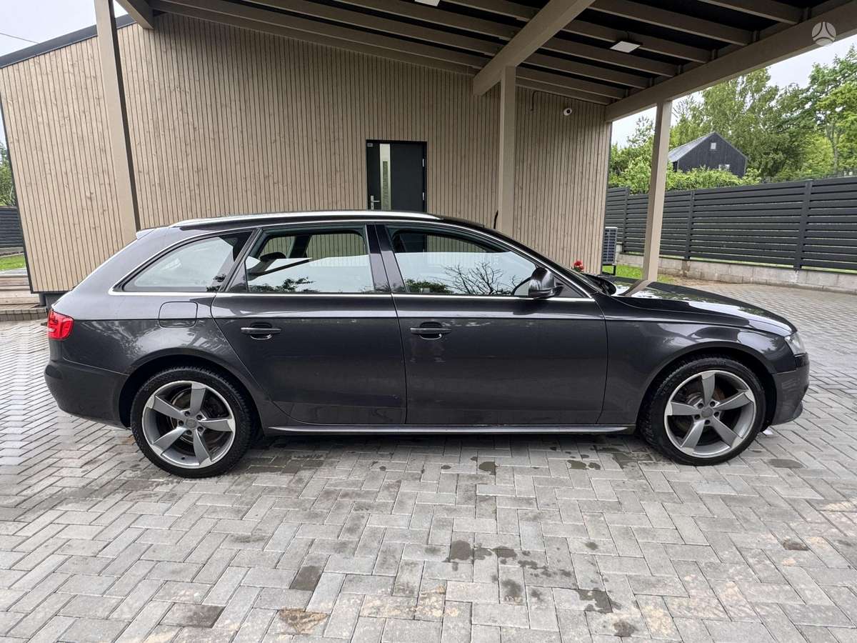 Audi A4, 1.8 l., Универсал