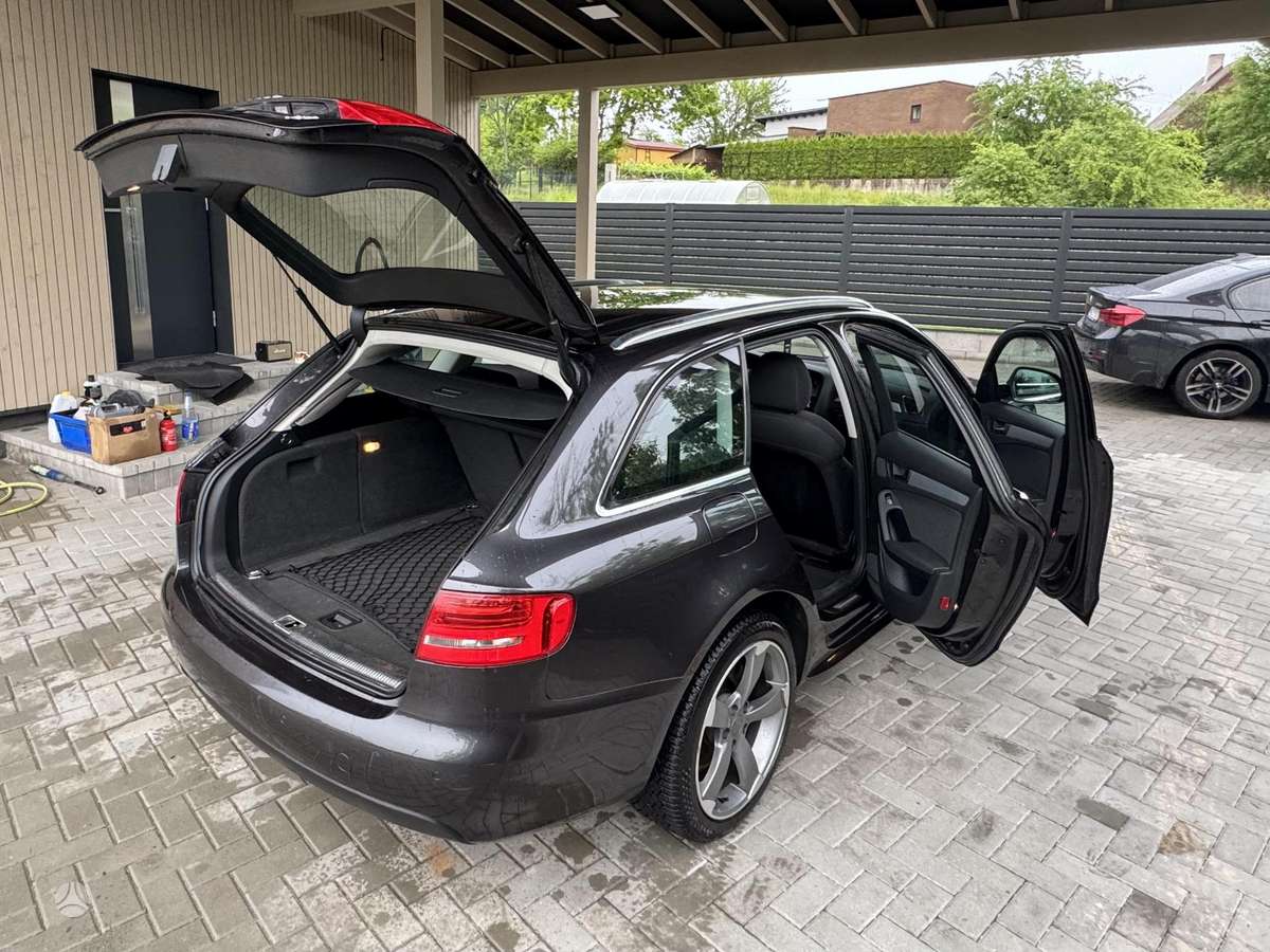 Audi A4, 1.8 l., Универсал