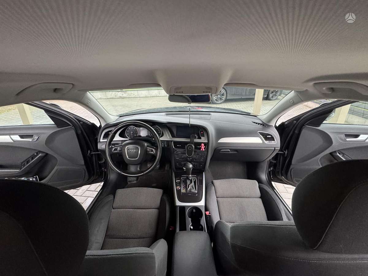 Audi A4, 1.8 l., Универсал